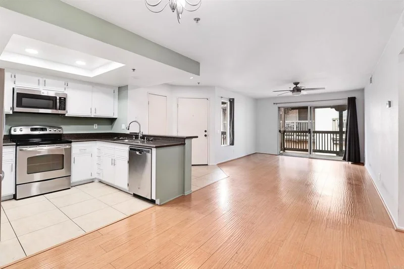 123 S Cross Creek Rd B, Orange, CA 92869