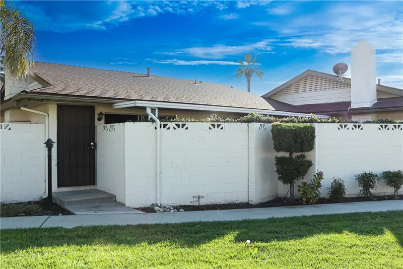 615 S Indian Hill Boulevard B, Claremont, CA 91711