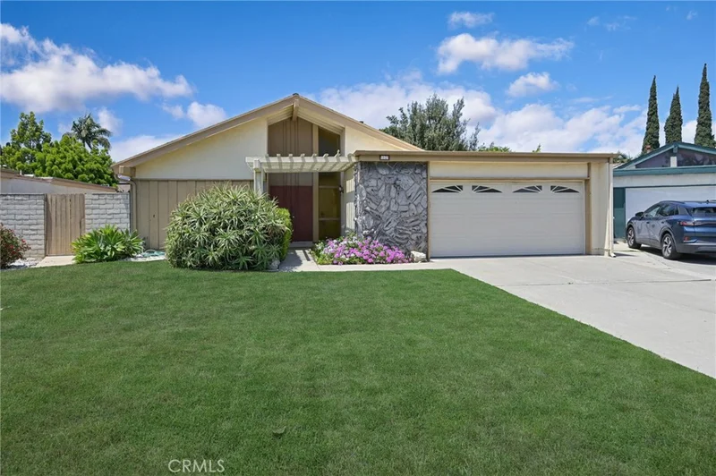 1025 Violet Circle, Placentia, CA 92870