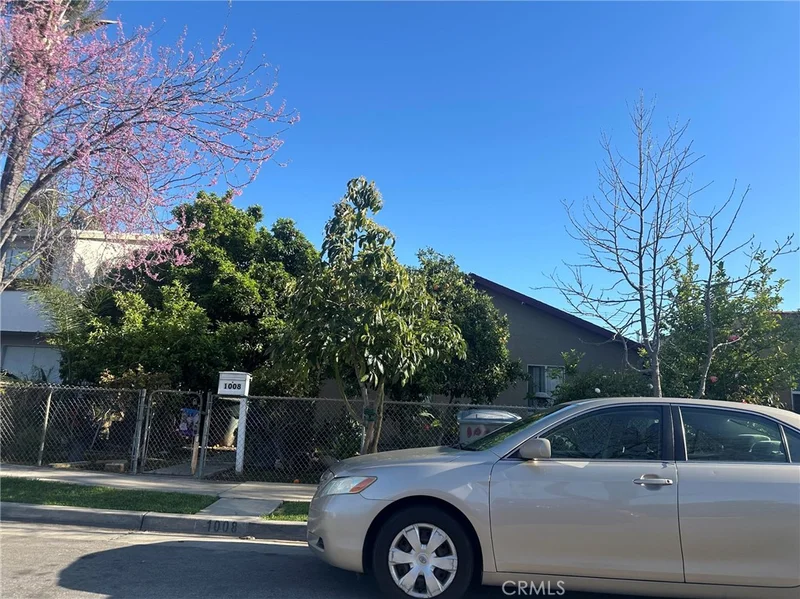 1008 E Erna Avenue, La Habra, CA 90631