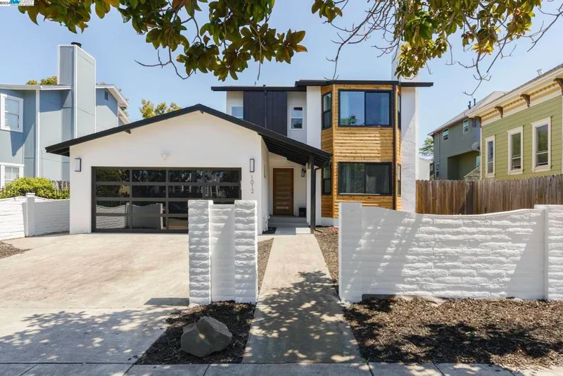 1012 Linden St, Oakland, CA 94607