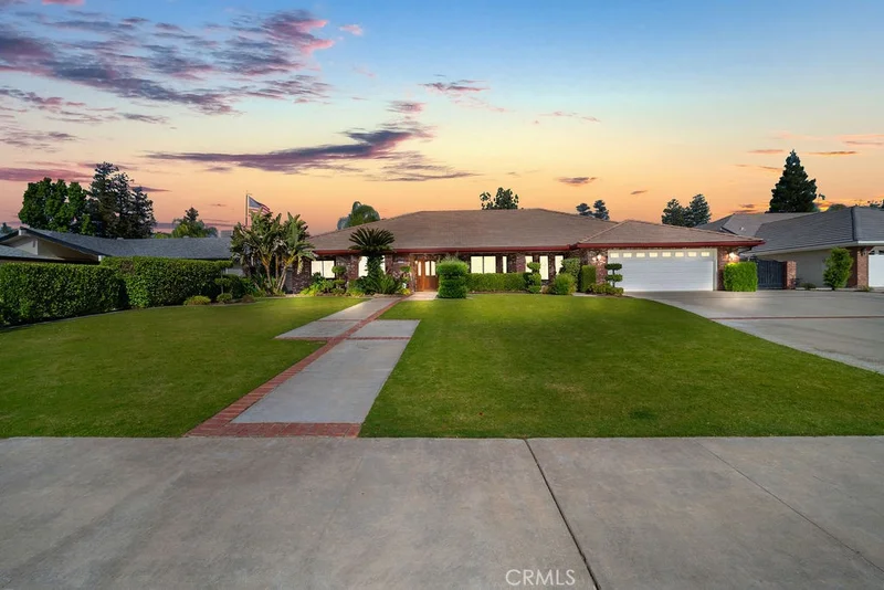 6304 Patton Way, Bakersfield, CA 93308