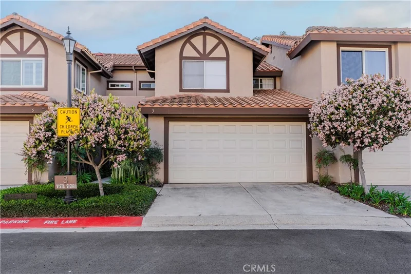 3 Vista Sierra 66, Rancho Santa Margarita, CA 92688