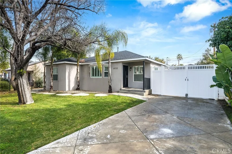 6132 Zelzah Avenue, Encino, CA 91316