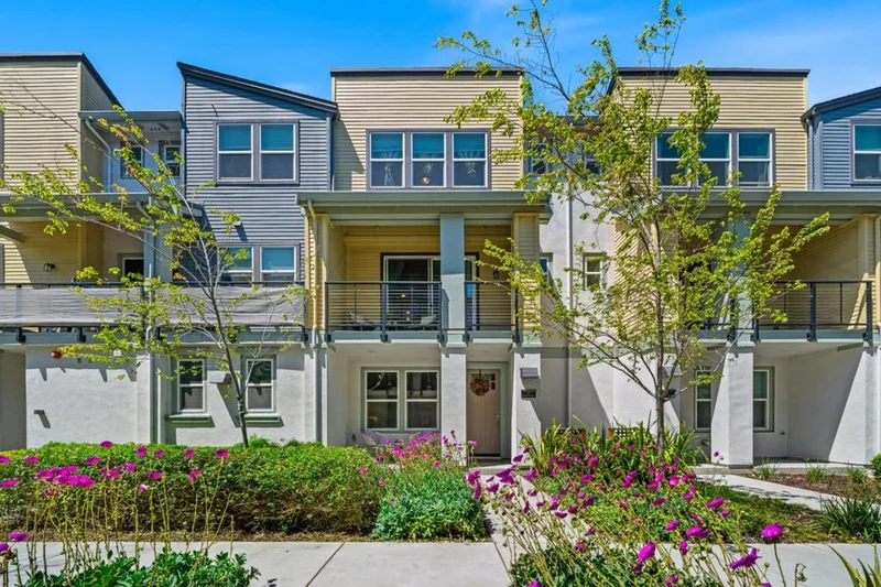 880 E Duane Avenue 9, Sunnyvale, CA 94085
