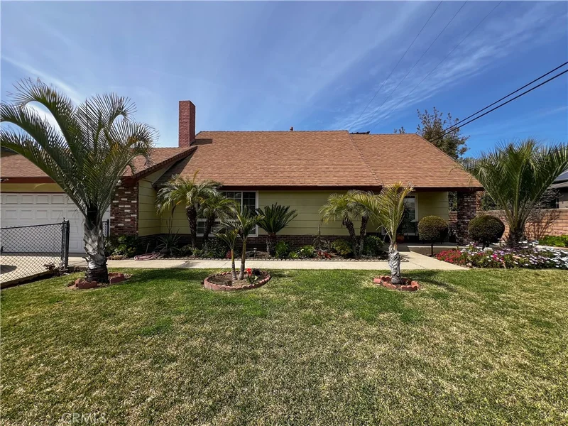 11808 Carlisle Avenue, Chino, CA 91710