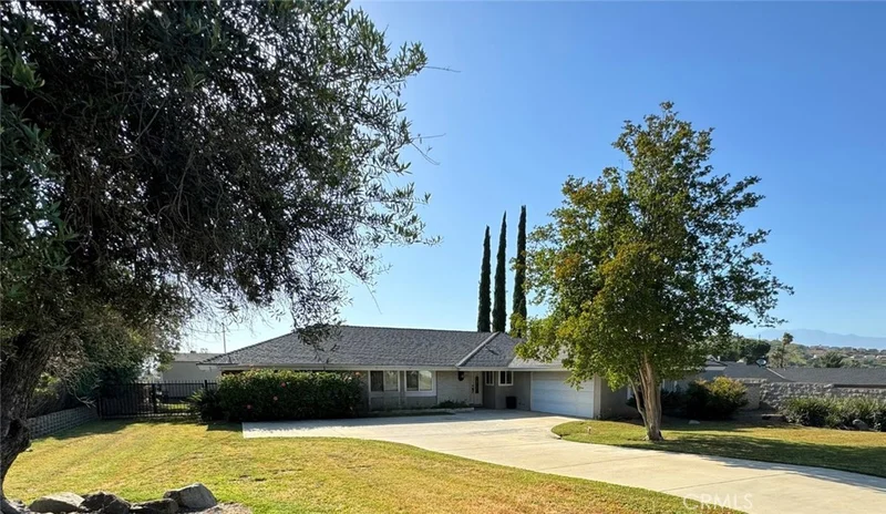 7765 Lakeside Drive, Jurupa Valley, CA 92509