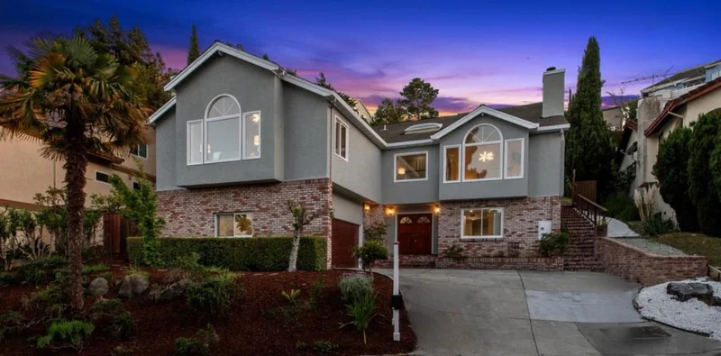 124 Exeter Avenue, San Carlos, CA 94070