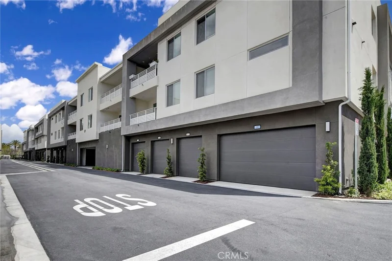 1879 S Union 92, Anaheim, CA 92805
