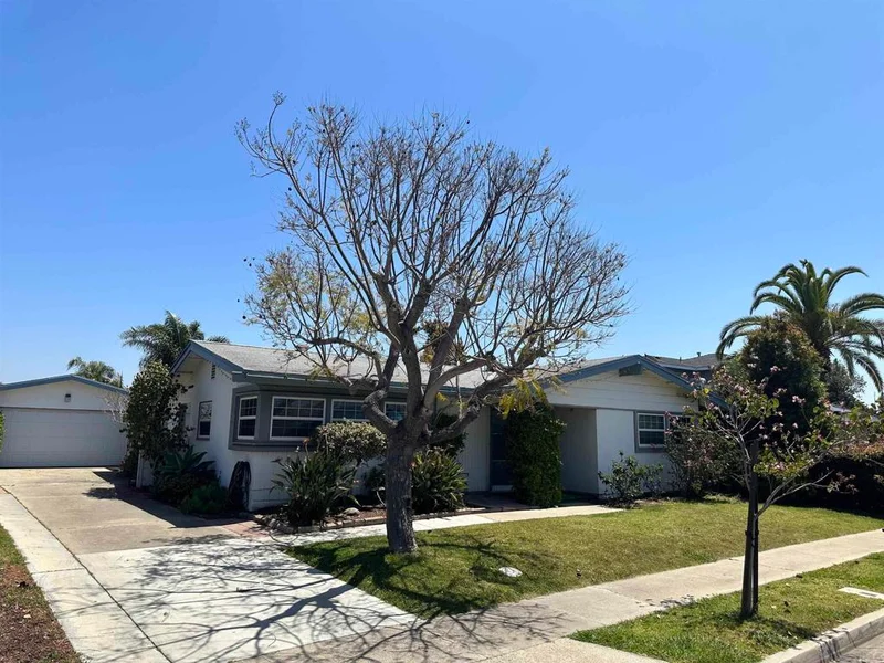 4537 Kamloop Ave., San Diego, CA 92117