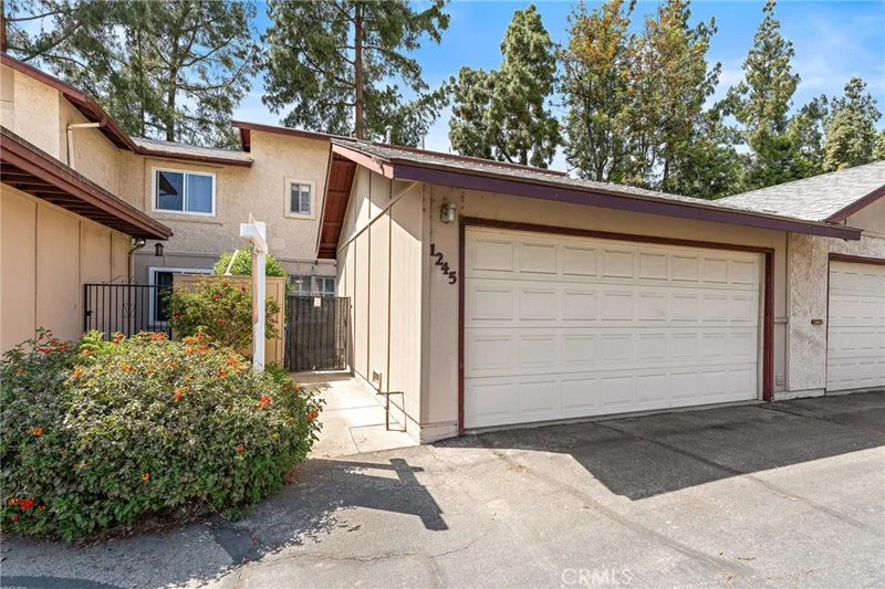 1245 N Tam O Shanter Drive, Azusa, CA 91702