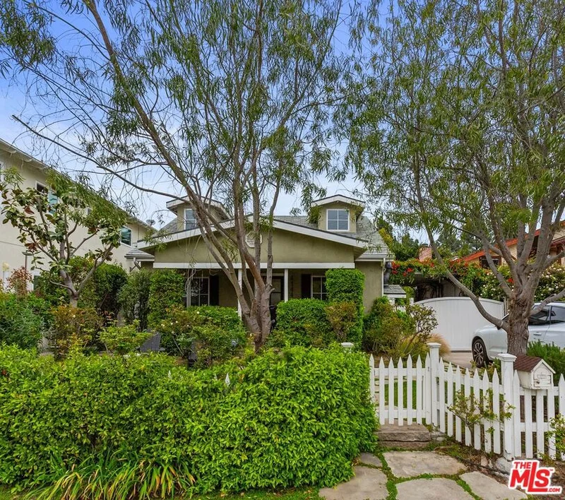 4144 Baldwin Avenue, Culver City, CA 90232