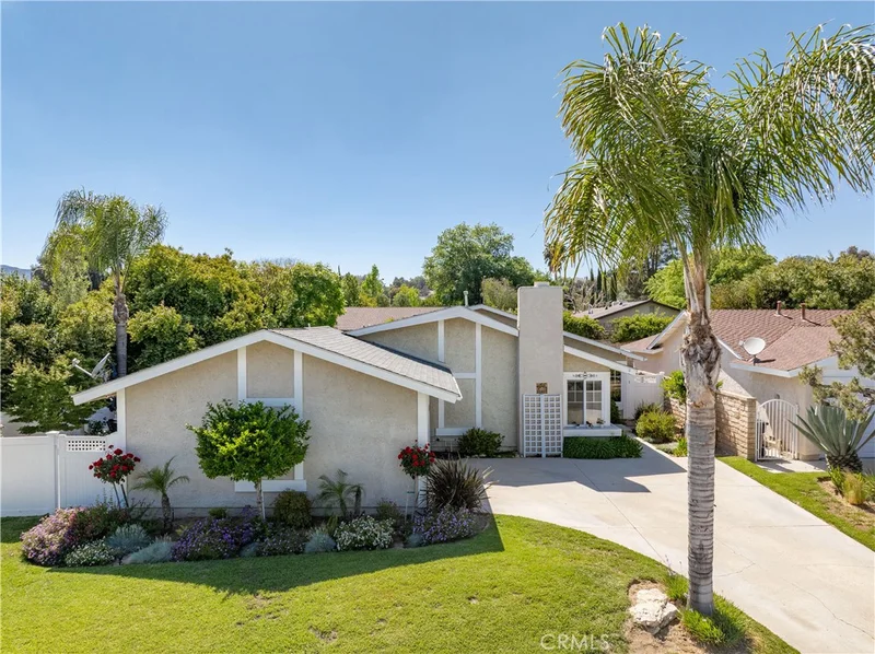 25855 Empalmo Court, Valencia, CA 91355
