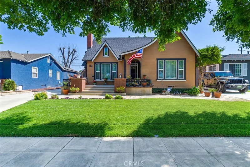 632 W 11th Street, Corona, CA 92882