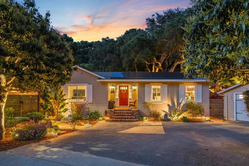2942 San Juan Boulevard, Belmont, CA 94002
