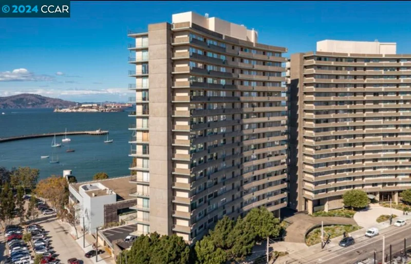 1050 N North Point Street 206, San Francisco, CA 94109
