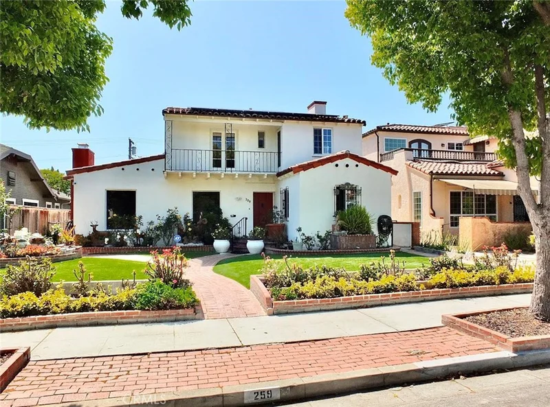 259 Roycroft Avenue, Long Beach, CA 90803