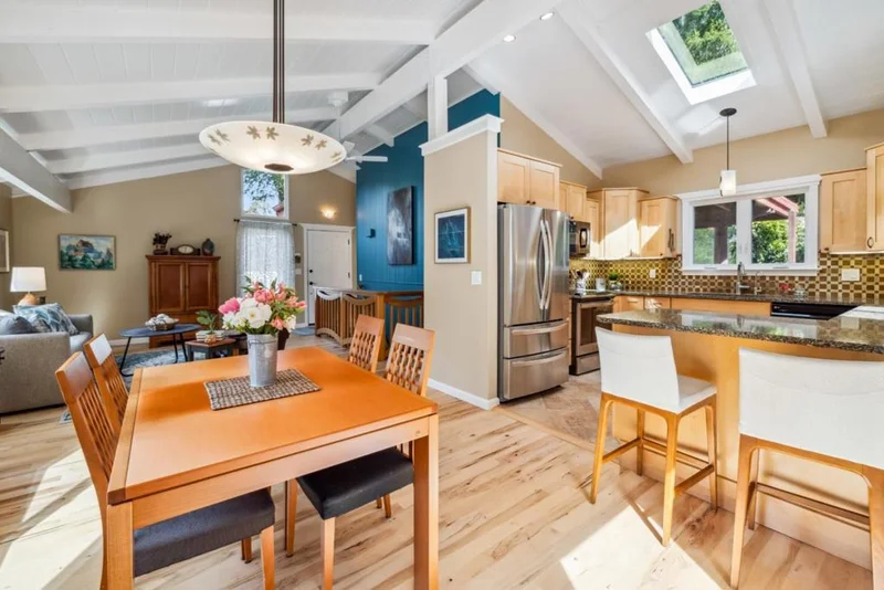 849 Burns Avenue, Aptos, CA 95003