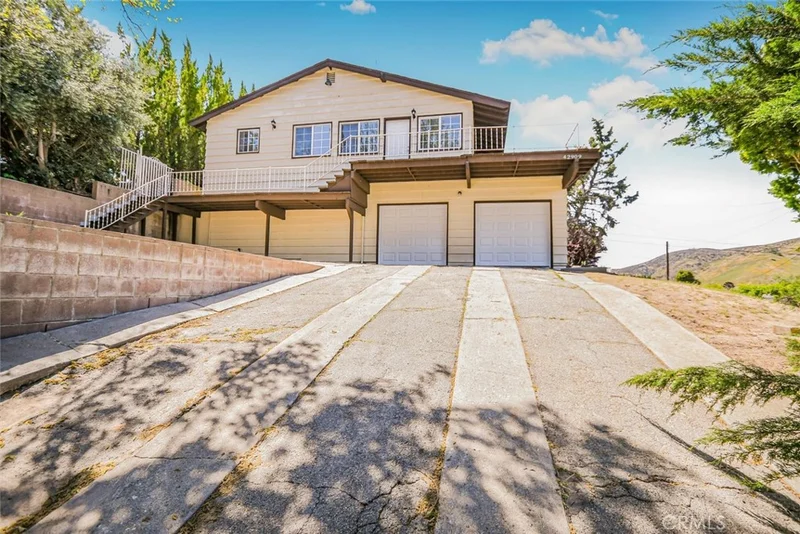 42909 Coolcrest Drive, Lake Hughes, CA 93532