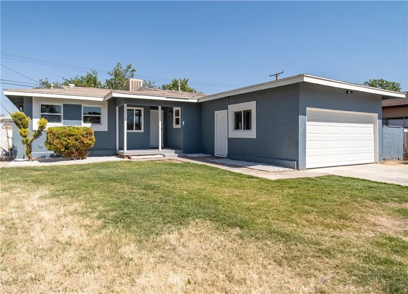 45516 Lostwood Avenue, Lancaster, CA 93534