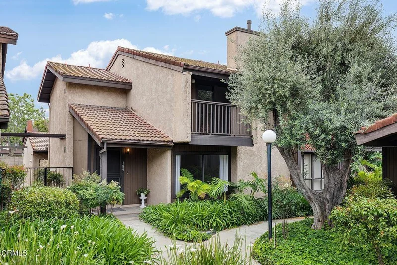 189 S Hollenbeck Avenue, Covina, CA 91723