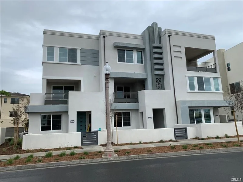 119 Episode, Irvine, CA 92618