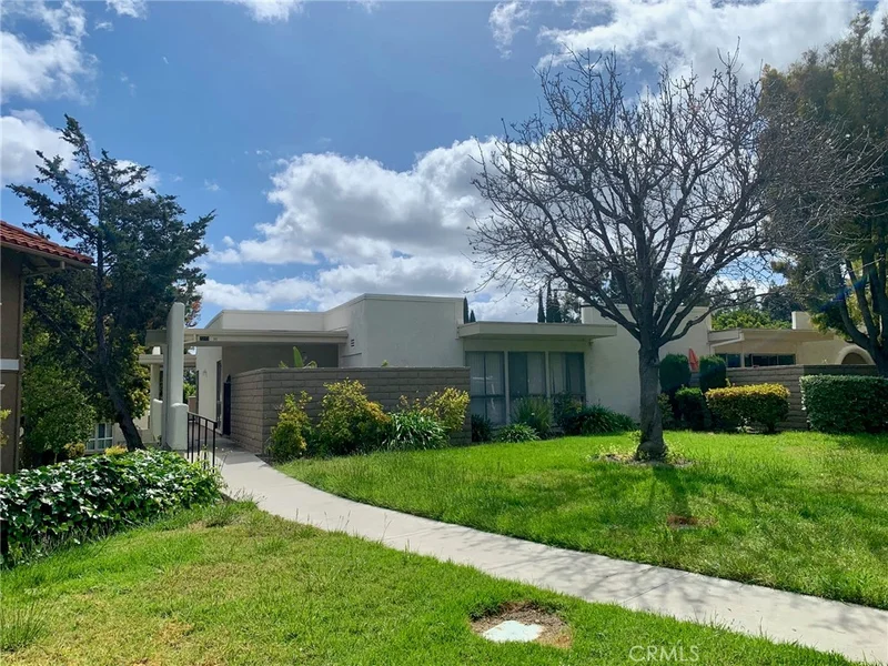 2243 Via Puerta A, Laguna Woods, CA 92637