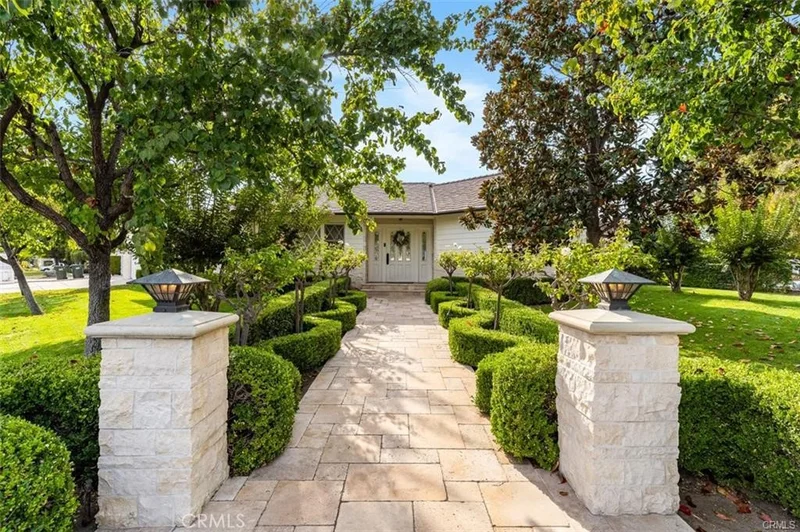 8550 Gainford Street, Downey, CA 90240