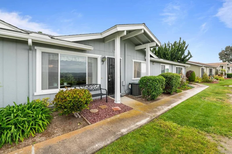 4278 Dowitcher Way, Oceanside, CA 92057