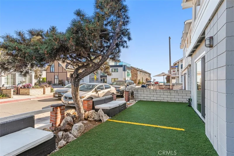 115 33rd Street, Newport Beach, CA 92663