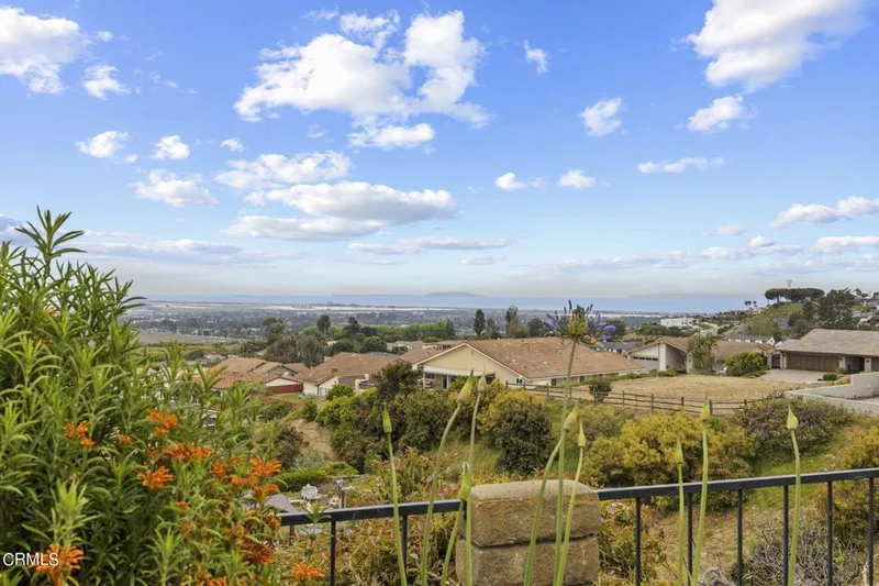 867 High Point Drive, Ventura, CA 93003