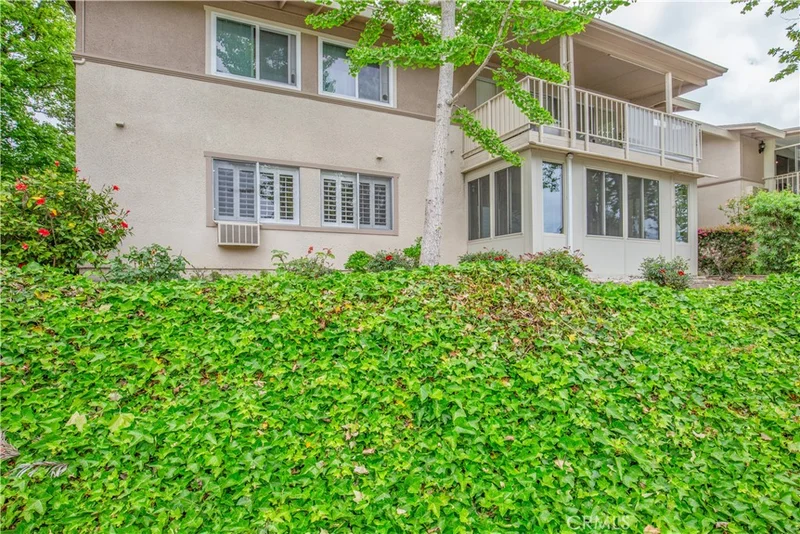 558 Avenida Sevilla C, Laguna Woods, CA 92637