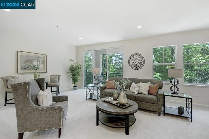 1860 Tice Creek Blvd. 1312, Walnut Creek, CA 94595