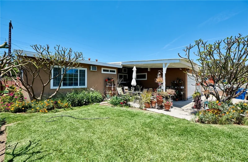 1137 Le Borgne Avenue, La Puente, CA 91746