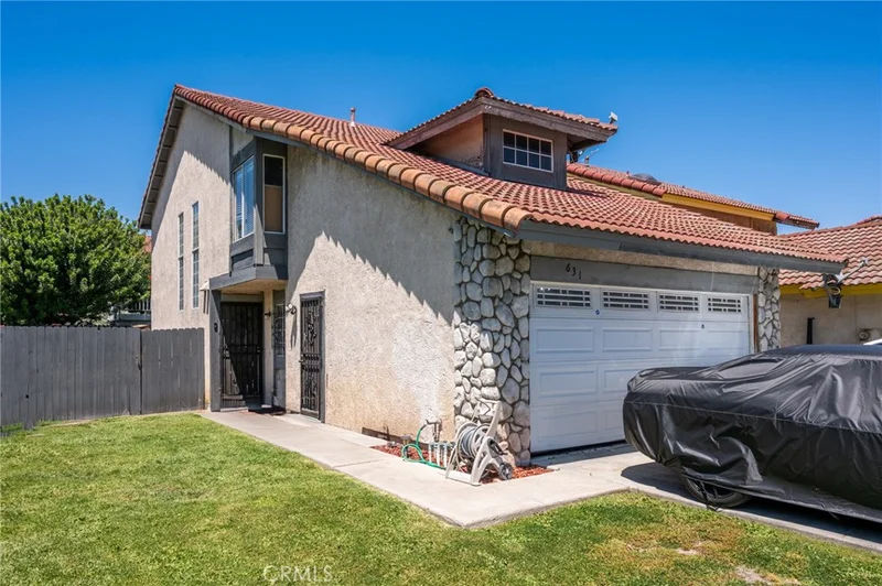 631 W Myrrh Lane, Compton, CA 90220