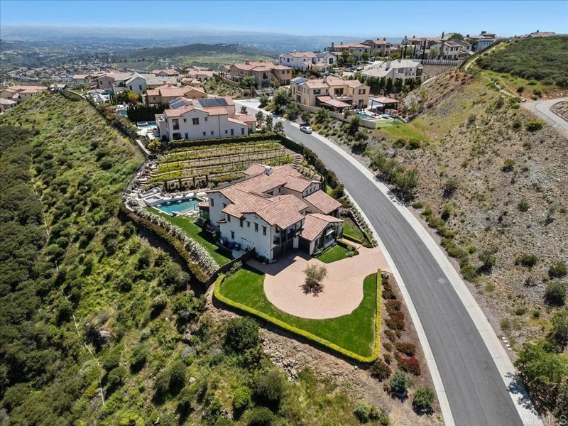 903 Pearl Drive, San Marcos, CA 92078