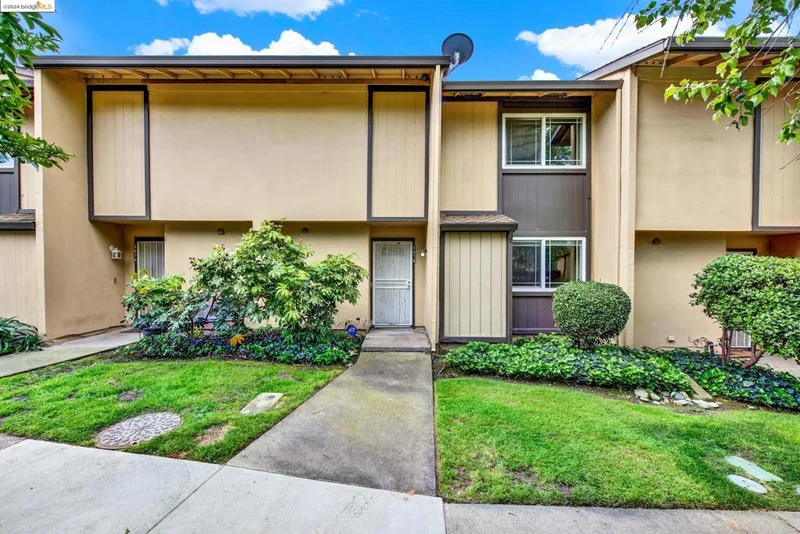 5076 Greenberry Dr, Sacramento, CA 95841