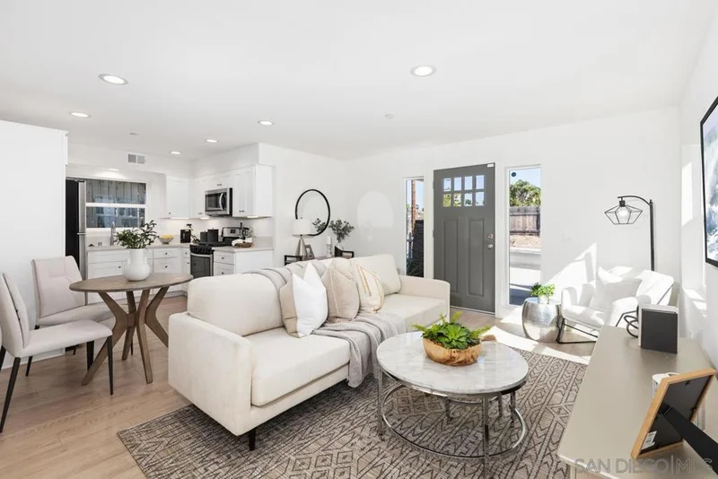 1008 S 44th St, San Diego, CA 92113