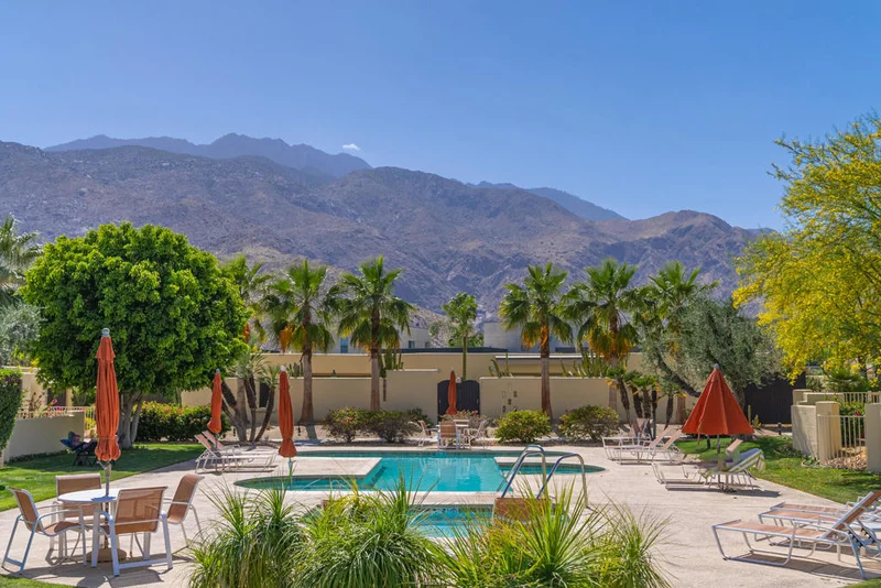 450 N Greenhouse Way, Palm Springs, CA 92262