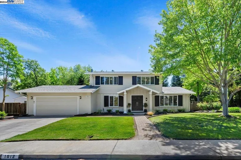 1012 El Capitan Dr, Danville, CA 94526