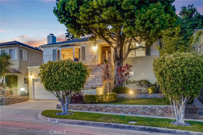 5232 Marburn Avenue, Los Angeles, CA 90043