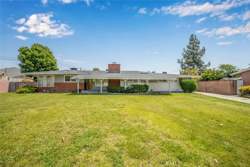11762 Brownlee Road, Garden Grove, CA 92840