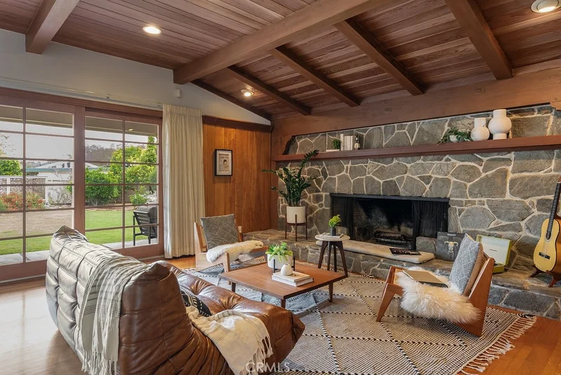 4225 Cerritos Avenue, Long Beach, CA 90807