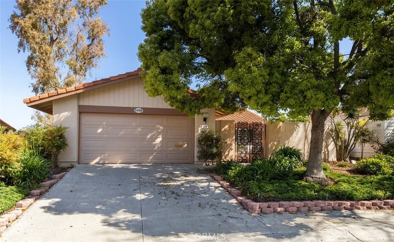 5456 Calle Pico B, Laguna Woods, CA 92637