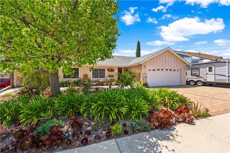 2303 Shergra Place, Simi Valley, CA 93063