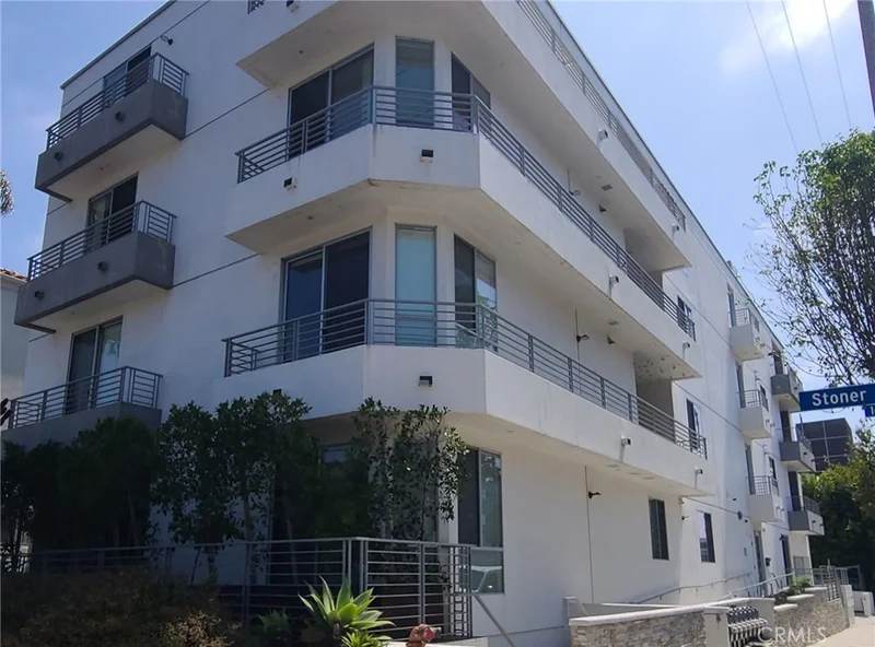 11764 Idaho Avenue 201, Los Angeles, CA 90025