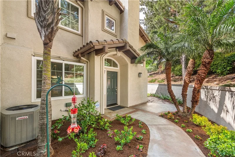 55 Tierra Plano, Rancho Santa Margarita, CA 92688