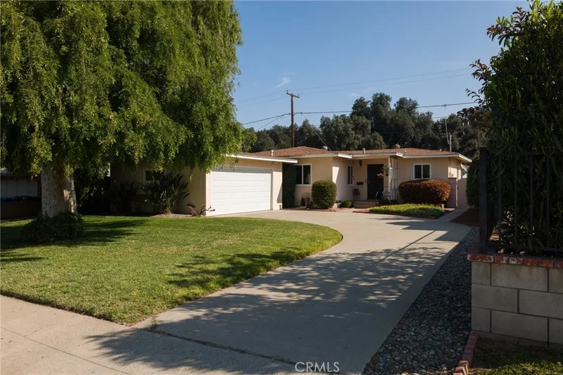 3025 Mary Street, Riverside, CA 92506
