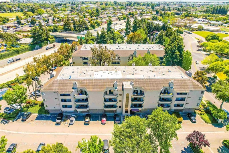 25930 Kay Ave 101, Hayward, CA 94545