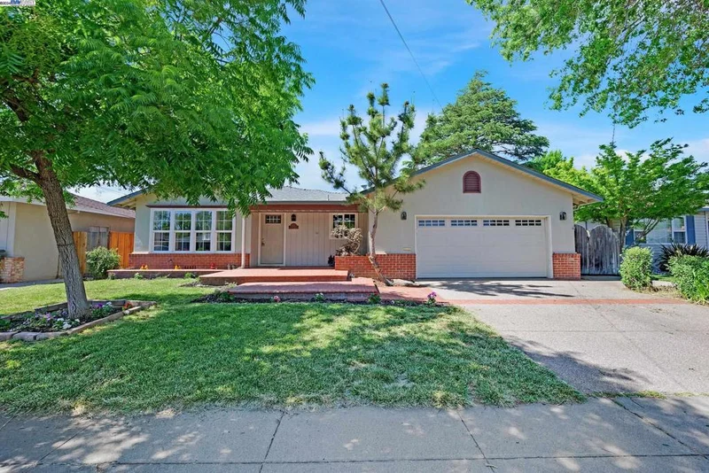4217 Silver St, Pleasanton, CA 94566